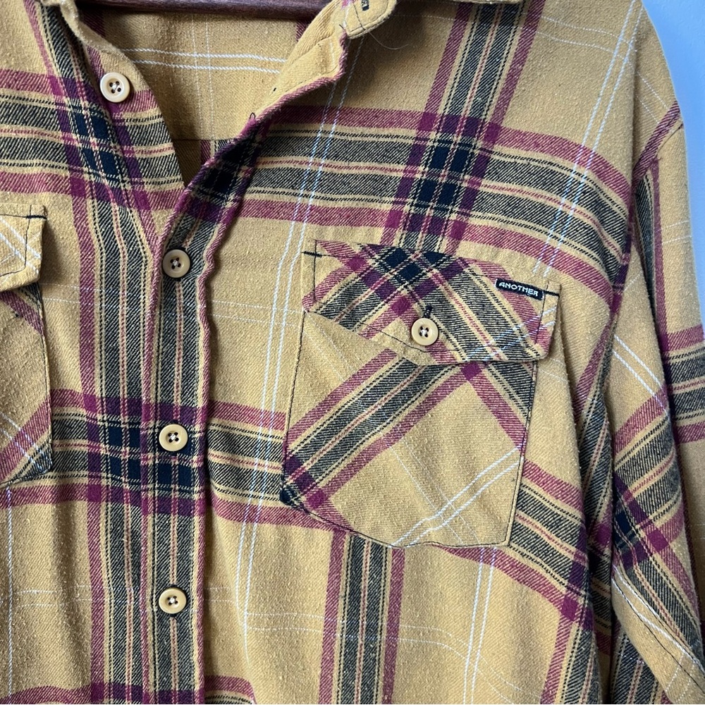 Another Flannel - Picture 2 of 5